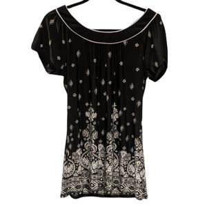 Black Short Sleeve Blouse with Damask Design,Size Large